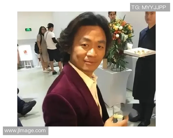 如何剪出与足球球星同款发型轻松打造明星范儿 如何剪出与足球球星同款发型轻松打造明星范儿